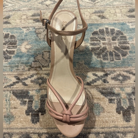 SCHULTZ KELSIE TAN CREAM LEATHER STRAPPY PLATFORM SANDALS. size 10. - Picture 5 of 6